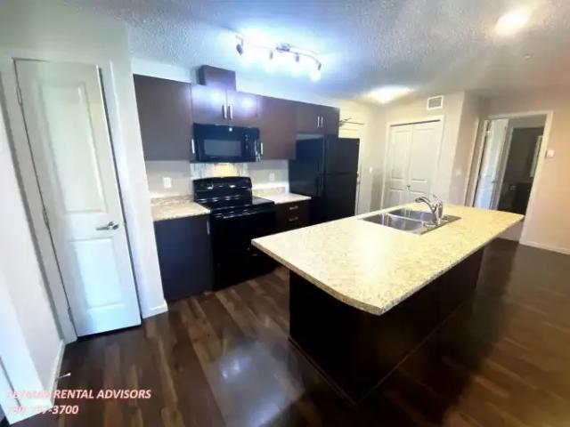 Condo 2 Bedroom For Rent Edmonton AB 1450 ES105023331
