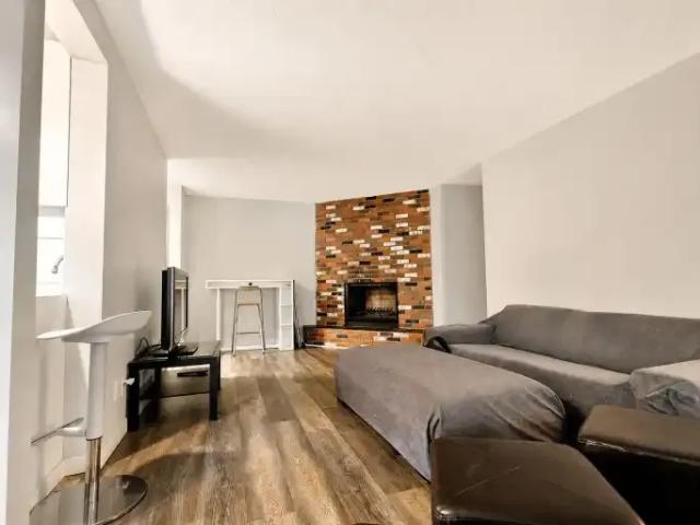 Condo 2 Bedroom For Rent Edmonton AB 1499 ES103487090