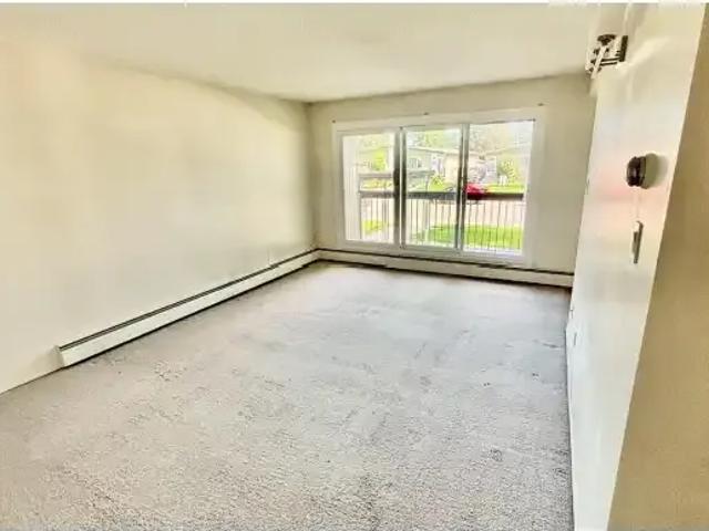 Condo 2 Bedroom For Rent Edmonton AB 1400 ES103840139