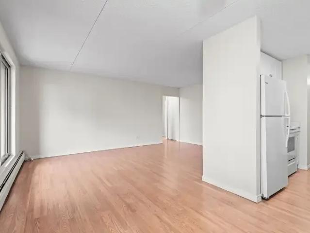 Condo 2 Bedroom For Rent Edmonton AB 1599 ELS101041565