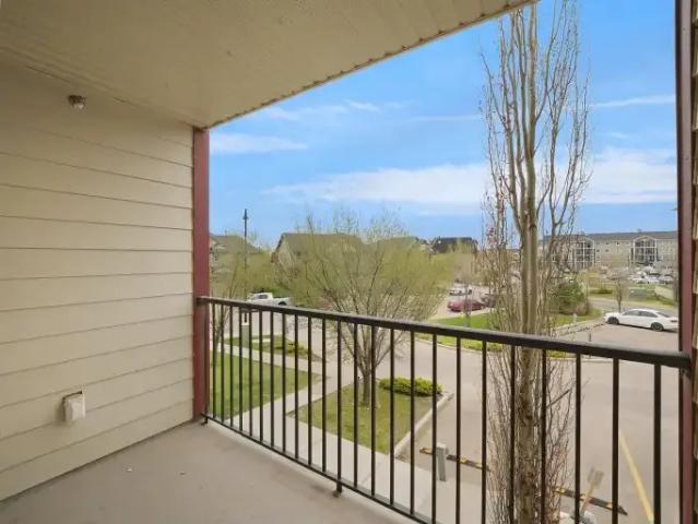 Condo 2 Bedroom For Rent Edmonton AB 1600 ES105088084