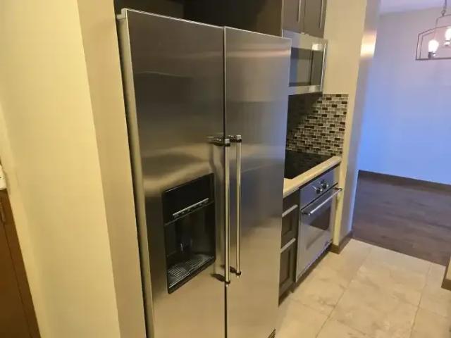 Condo 2 Bedroom For Rent Edmonton AB 1700 ES102847074