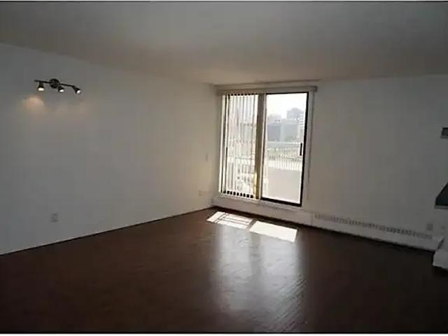 Condo 2 Bedroom For Rent Edmonton AB 1950 ES105110823