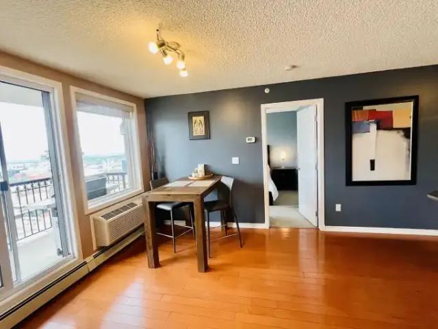 Condo 2 Bedroom For Rent Edmonton AB 2000 ES104957460