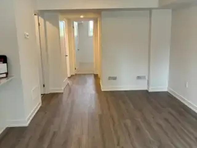 Condo 2 Bedroom For Rent Fergus ON 2150 ES102846588