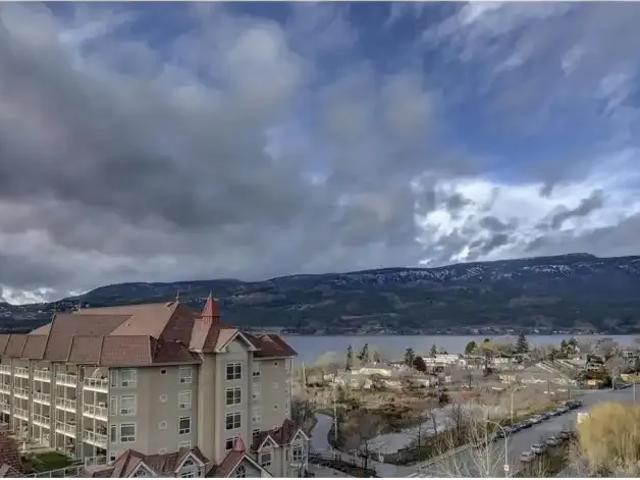 Condo 2 Bedroom For Rent Kelowna BC 1800 ES103355193
