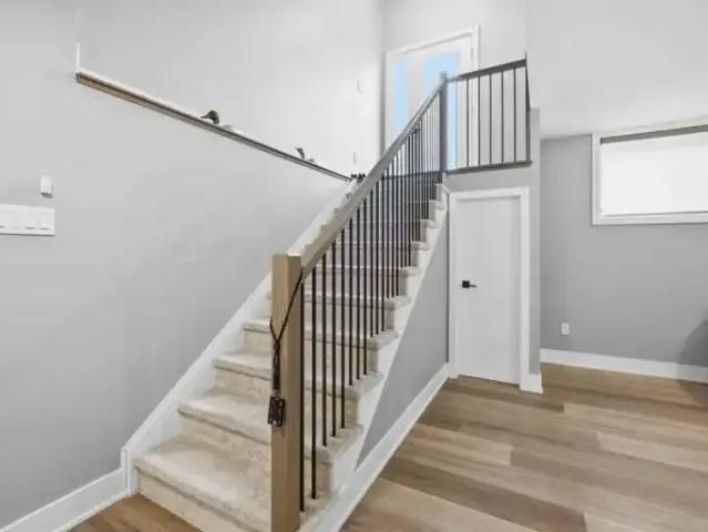Condo 2 Bedroom For Rent Ottawa ON 1999 ES102339086