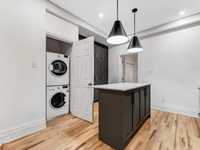 Condo 2 Bedroom For Rent Ottawa ON 2600 ES103338187