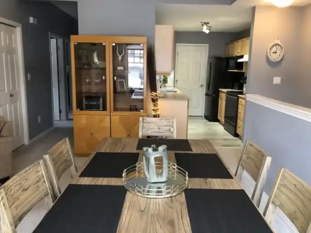 Condo 2 Bedroom For Rent Sherwood Park AB 2200 ES103215598
