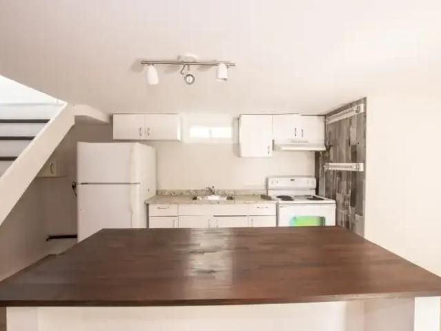 Condo 2 Bedroom For Rent St. Catharines ON 1350 ES102846377