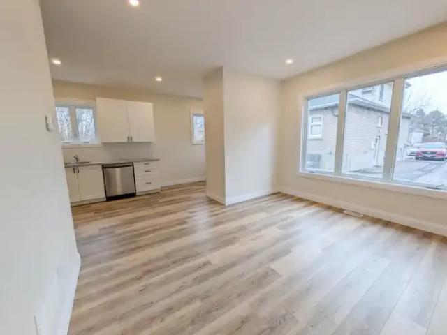 Condo 2 Bedroom For Rent St. Catharines ON 1795 ES102846438