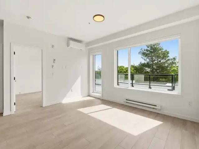Condo 2 Bedroom For Rent Surrey BC 2500 ES102629455