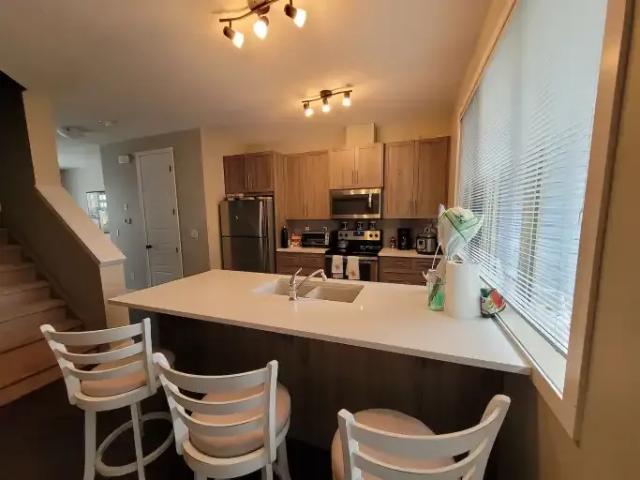 Condo 2 Bedroom For Rent Red Deer AB 2200 ES103367345