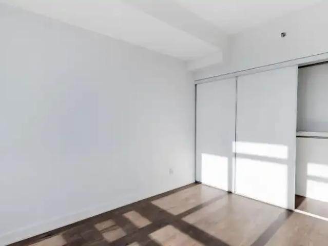 Condo 2 Bedroom For Rent Toronto ON 2800 ES102551569