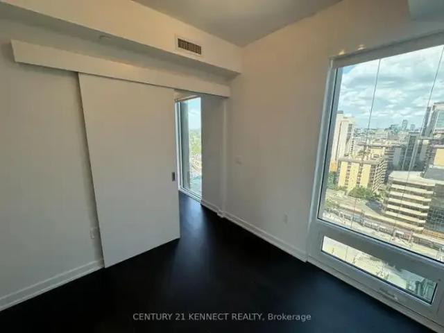 Condo 2 Bedroom For Rent Toronto ON 3000 ES103920499