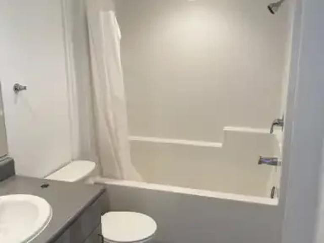 Condo 2 Bedroom For Rent Vancouver BC 2100 ES101584627