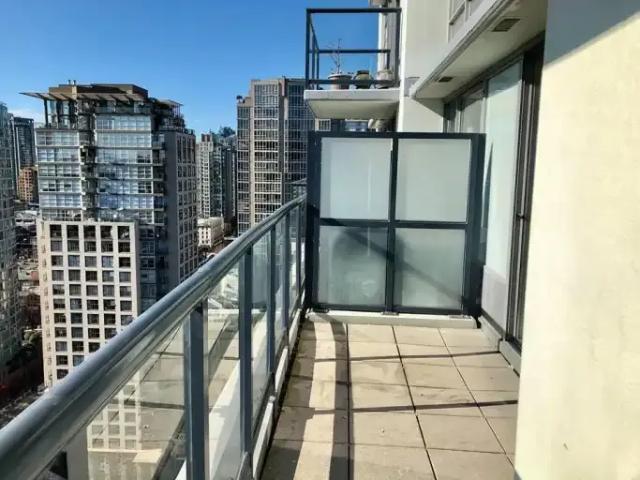 Condo 2 Bedroom For Rent Vancouver BC 3400 ES103215879