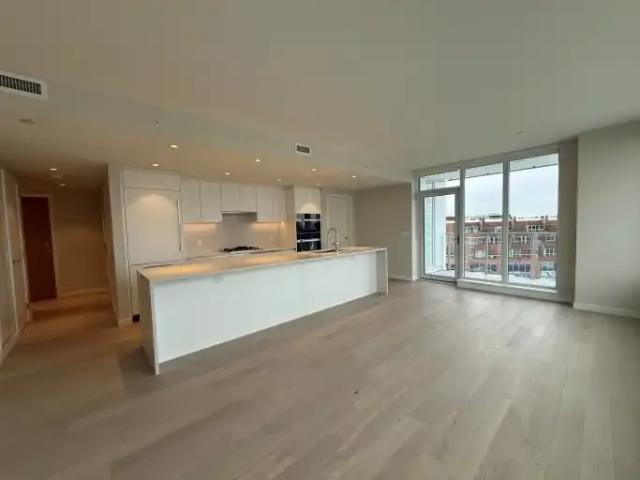 Condo 2 Bedroom For Rent Vancouver BC 4195 ELS102846963