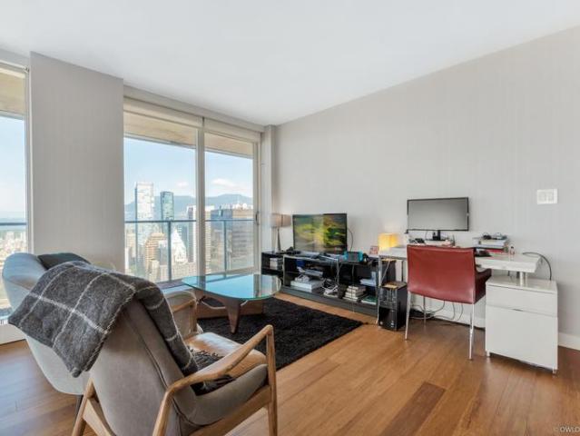 Condo 2 Bedroom For Rent Vancouver BC 6950 ELS90782204