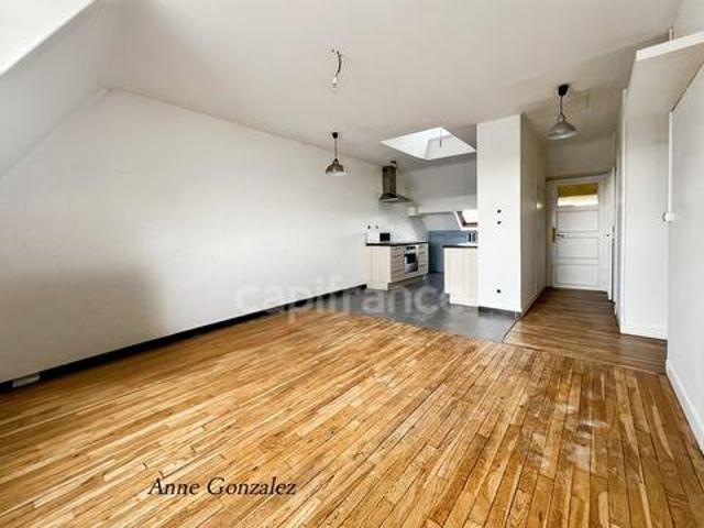 Condo 2 chambres, ORLEANS Centre 45000 DS87794575