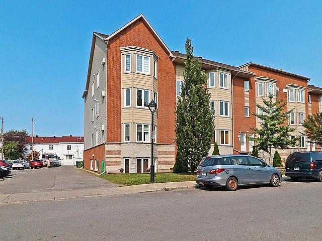 Condo 2 Chambres à 5 Min De La Gare Pointe aux trembles