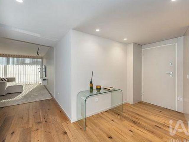 Condo 2 quarto, Vila Nova De Gaia Porto DLS96852063