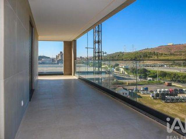 Condo 2 quarto, Vila Franca De Xira Lisboa DLS98832330