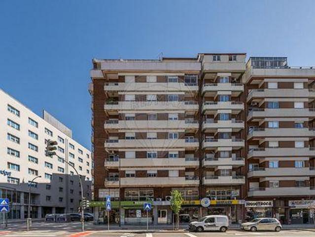 Condo 2 quarto, Braga Braga DLS101199066