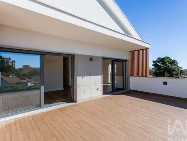 Condo 2 quarto, Cascais Lisboa DLS99889478