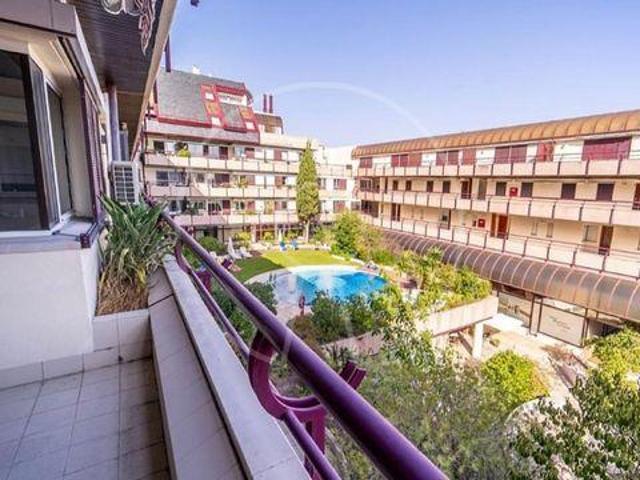 Condo 2 quarto, Cascais Lisboa DLS102722032