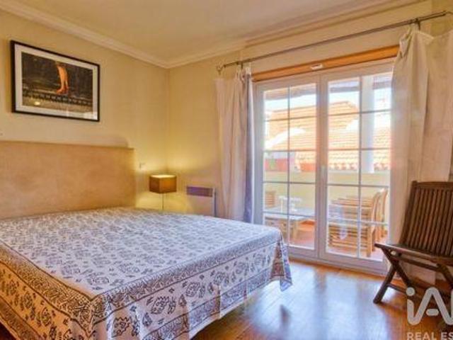 Condo 2 quarto, Cascais Lisboa DLS102774507