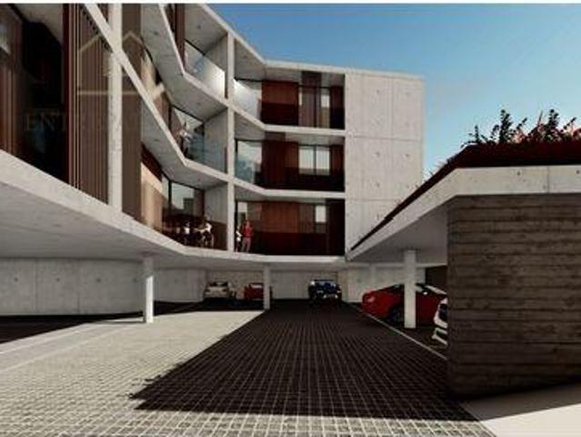 Condo 2 quarto, Espinho Aveiro DLS96439487