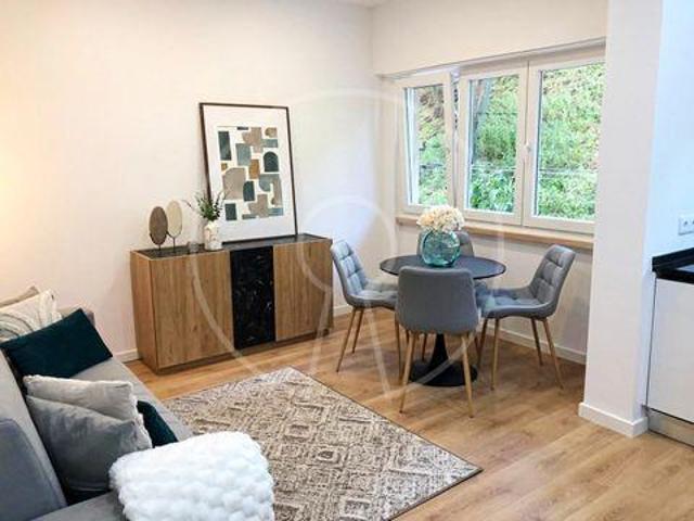 Condo 2 quarto, Lisboa Lisboa DLS102722022