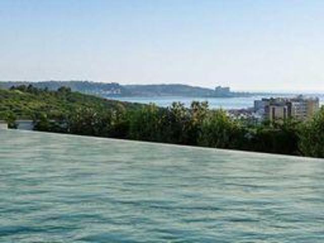 Condo 2 quarto, Oeiras Lisboa DLS100398080