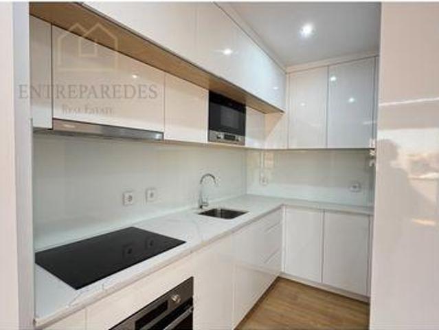 Condo 2 quarto, Porto Porto DLS94609056