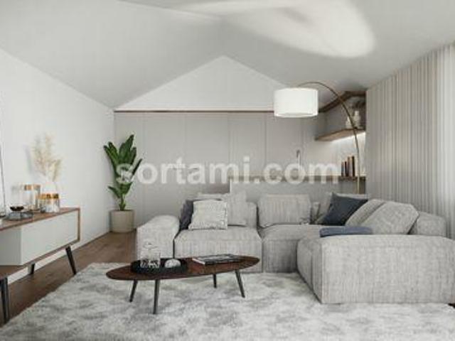 Condo 2 quarto, Porto Porto DLS96331091