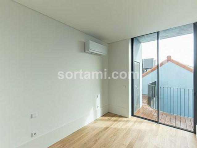 Condo 2 quarto, Porto Porto DLS96331247