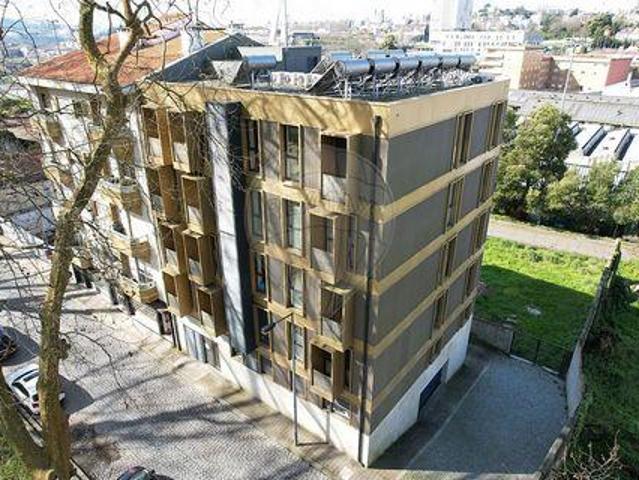 Condo 2 quarto, Porto Porto DLS101198978