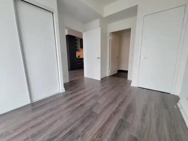 Condo 2.5 Bedroom For Rent Toronto ON 3300 ES102883516