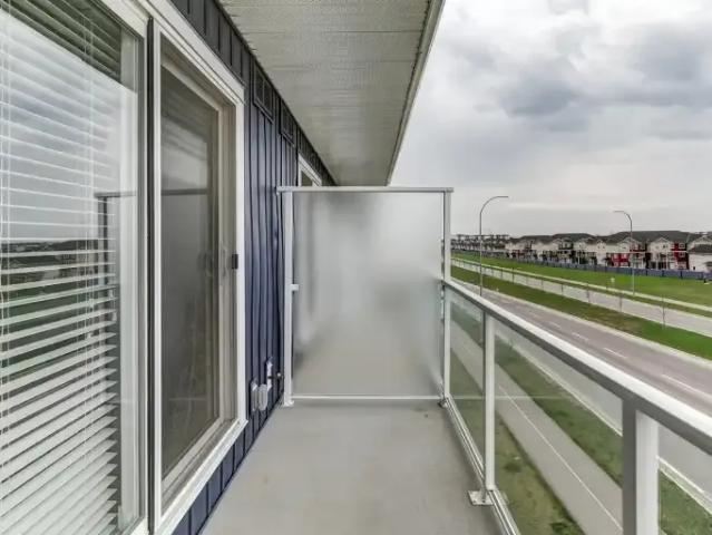Condo 2.5 Bedroom For Rent Calgary AB 1695 ES103958376