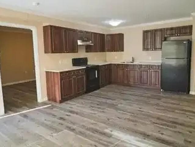 Condo 3 Bedroom For Rent Cold Lake AB 1650 ELS102846971
