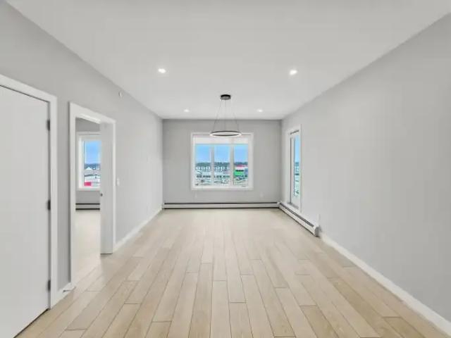 Condo 3 Bedroom For Rent Calgary AB 1989 ELS102551628