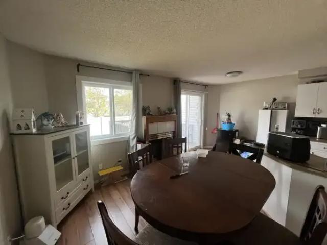Condo 3 Bedroom For Rent Edmonton AB 1940 ES102752541