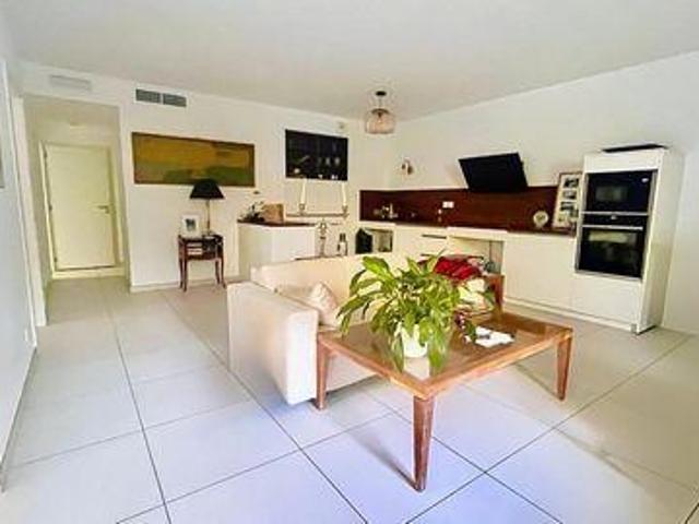 Condo 3 chambres, Toulon Provence Alpes Côte d'Azur 83000 ELS90578209