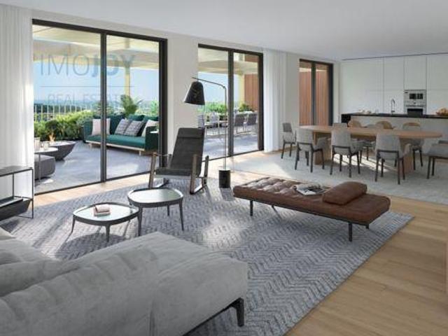 Condo 3 quarto, Vila Nova de Gaia Porto DLS97103862