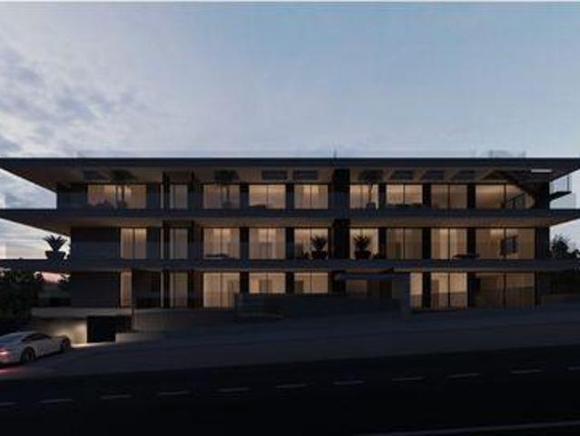Condo 3 quarto, Vila Nova de Gaia Porto DLS99888860