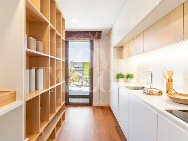 Condo 3 quarto, Aveiro Aveiro DLS101061032