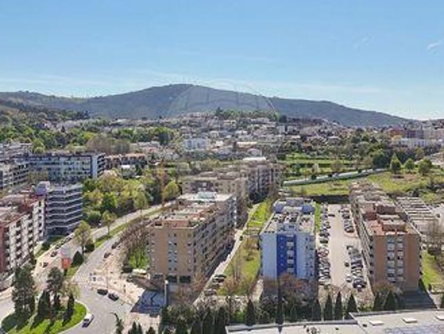 Condo 3 quarto, Braga Braga DLS101199036