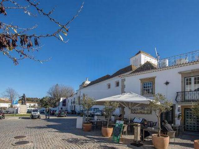 Condo 3 quarto, Faro Faro 8000 DLS99839465