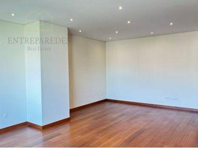 Condo 3 quarto, Matosinhos Porto DLS96332922